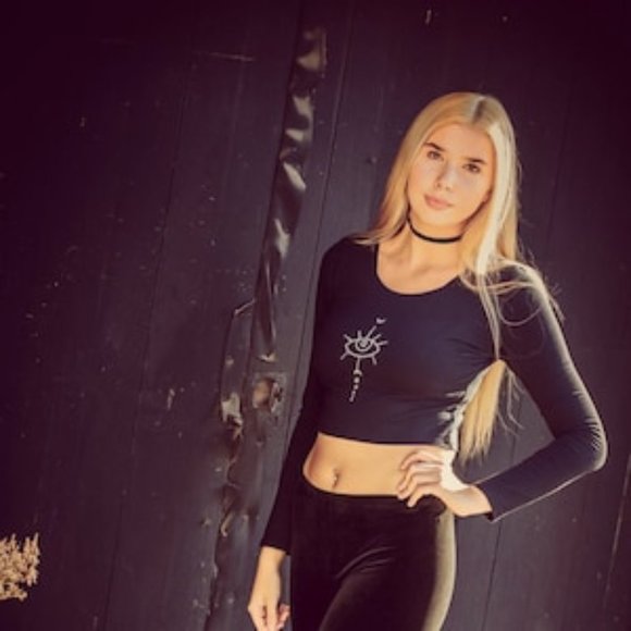 Organic Cotton Crop Top - Picture 1 of 1